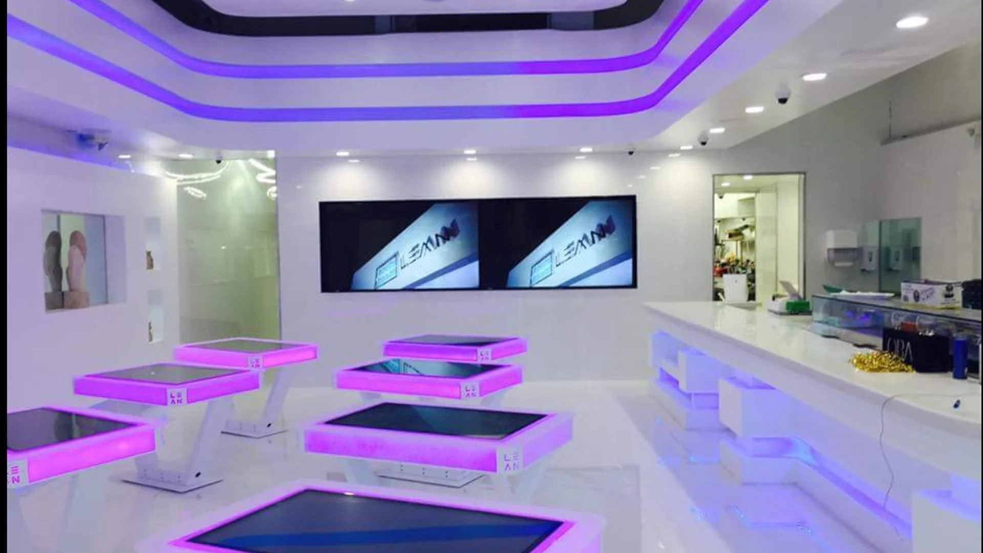 luxury home high tech showroom interior design